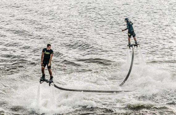 Flyboardshow,